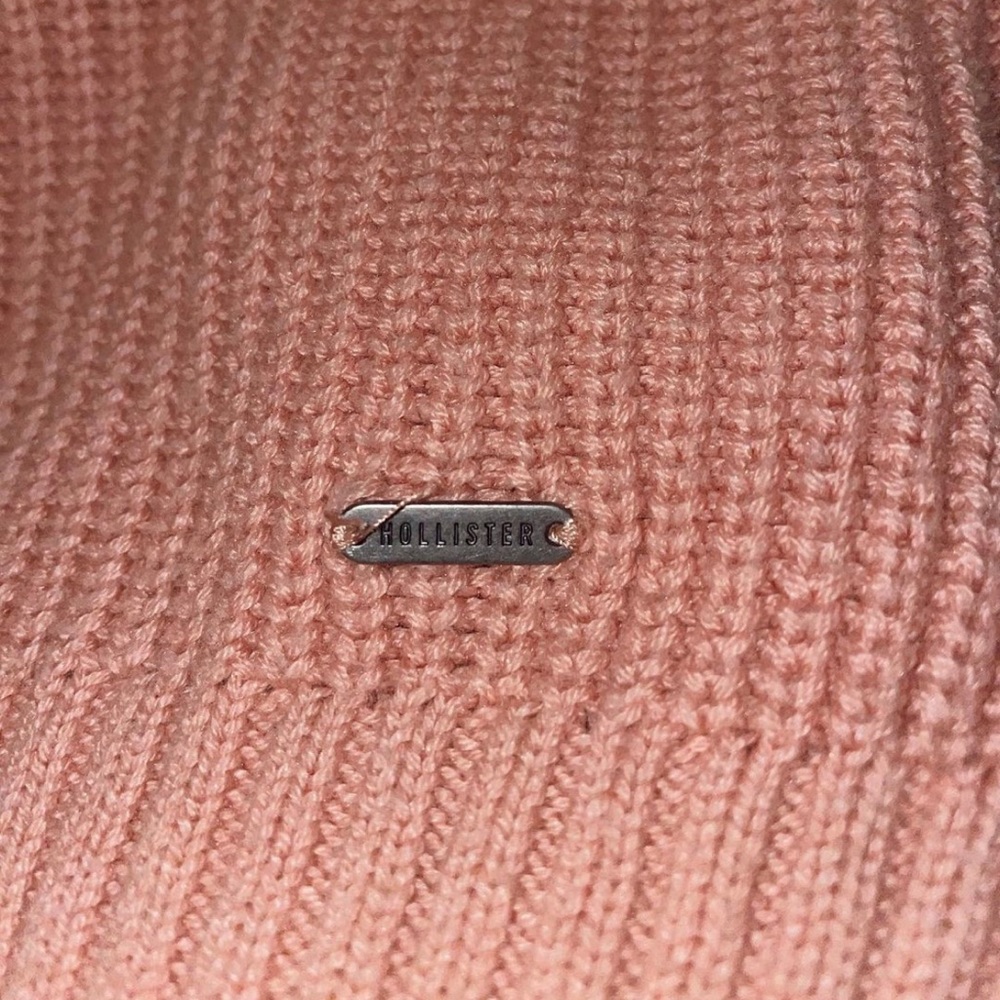 sweater - Picture 2 of 4